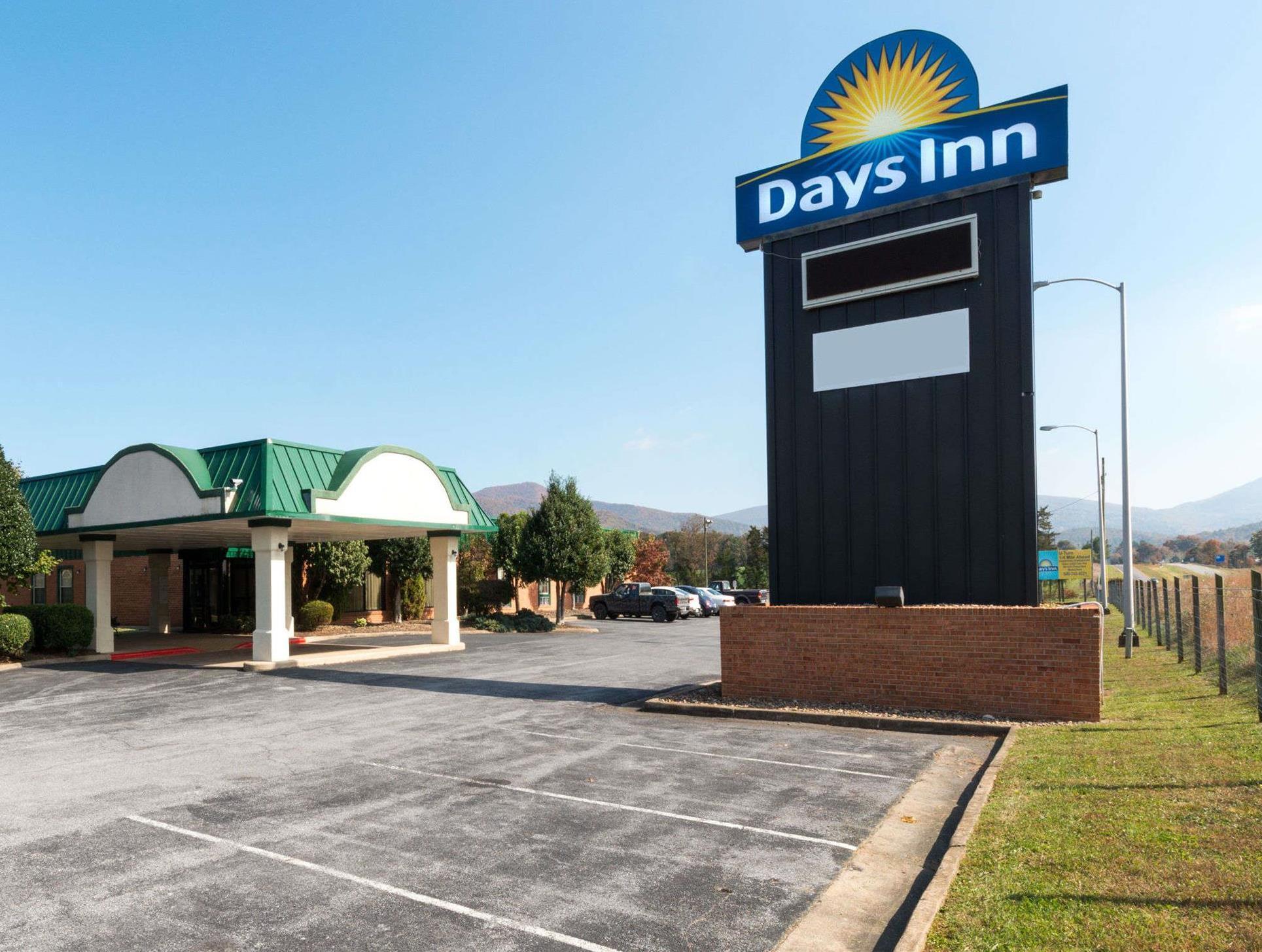 Days Inn By Wyndham Luray Shenandoah Екстериор снимка