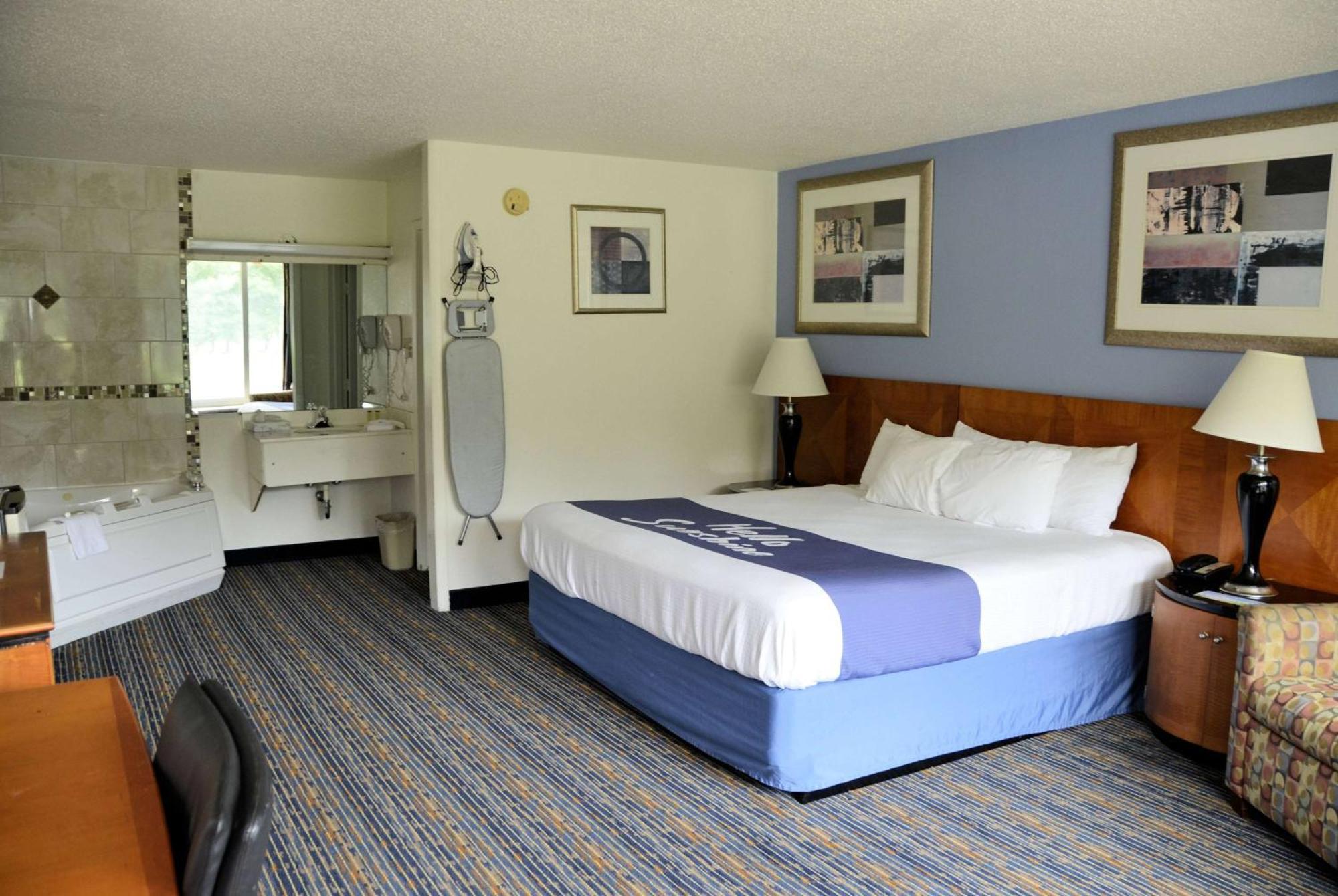 Days Inn By Wyndham Luray Shenandoah Екстериор снимка