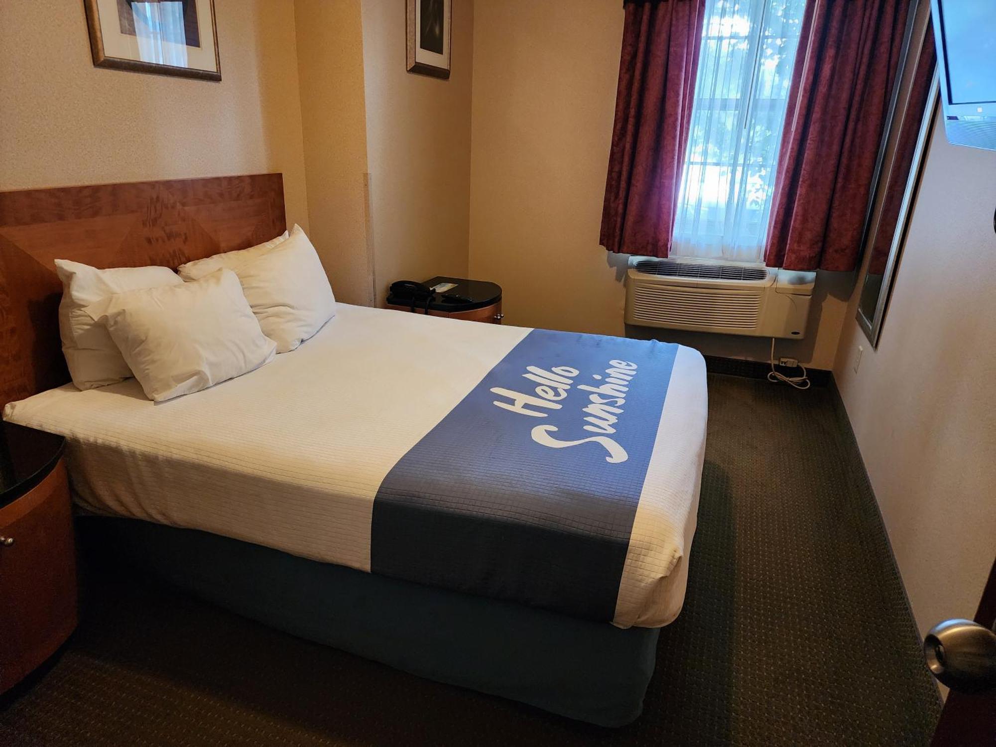 Days Inn By Wyndham Luray Shenandoah Екстериор снимка
