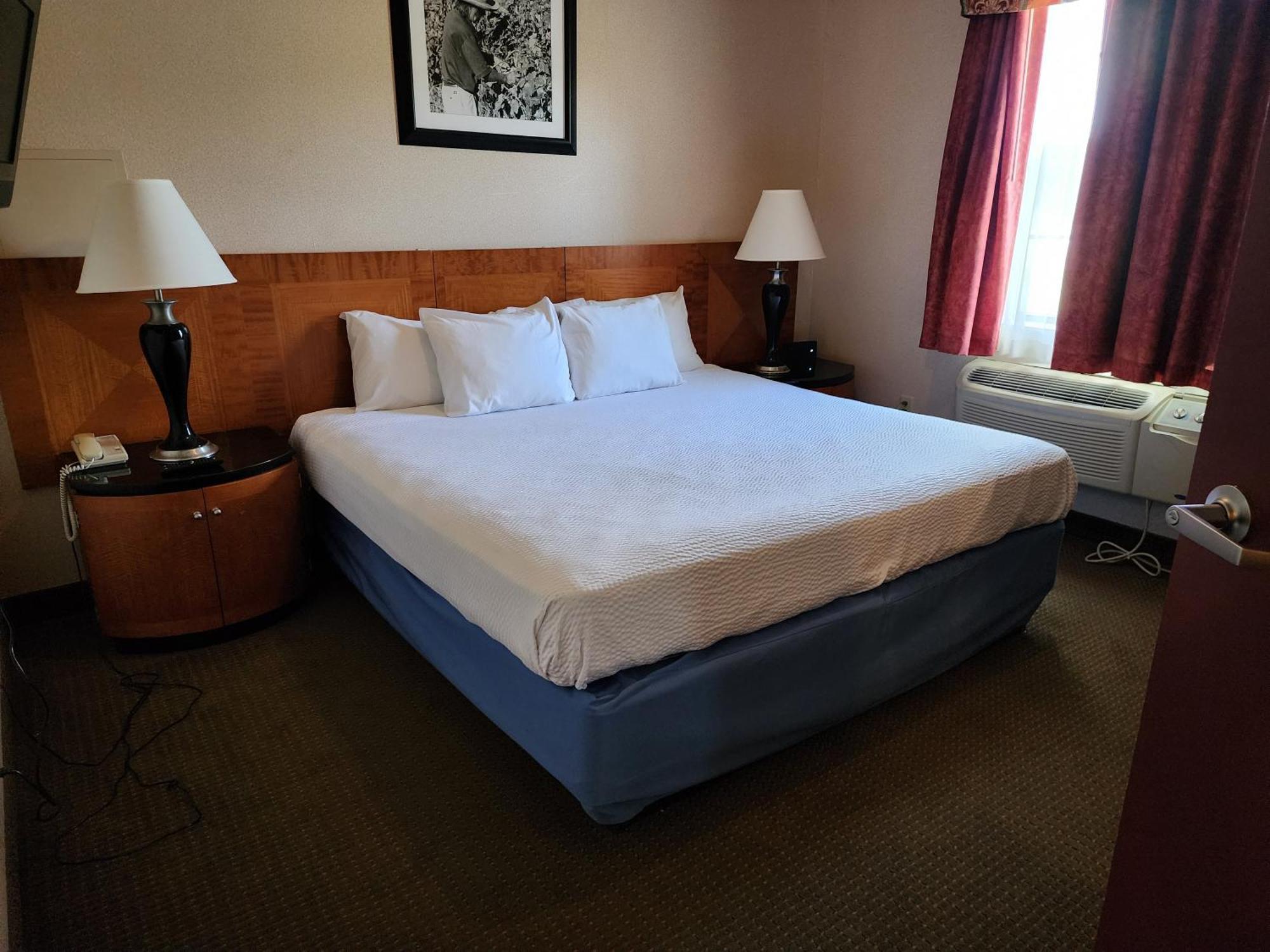 Days Inn By Wyndham Luray Shenandoah Екстериор снимка