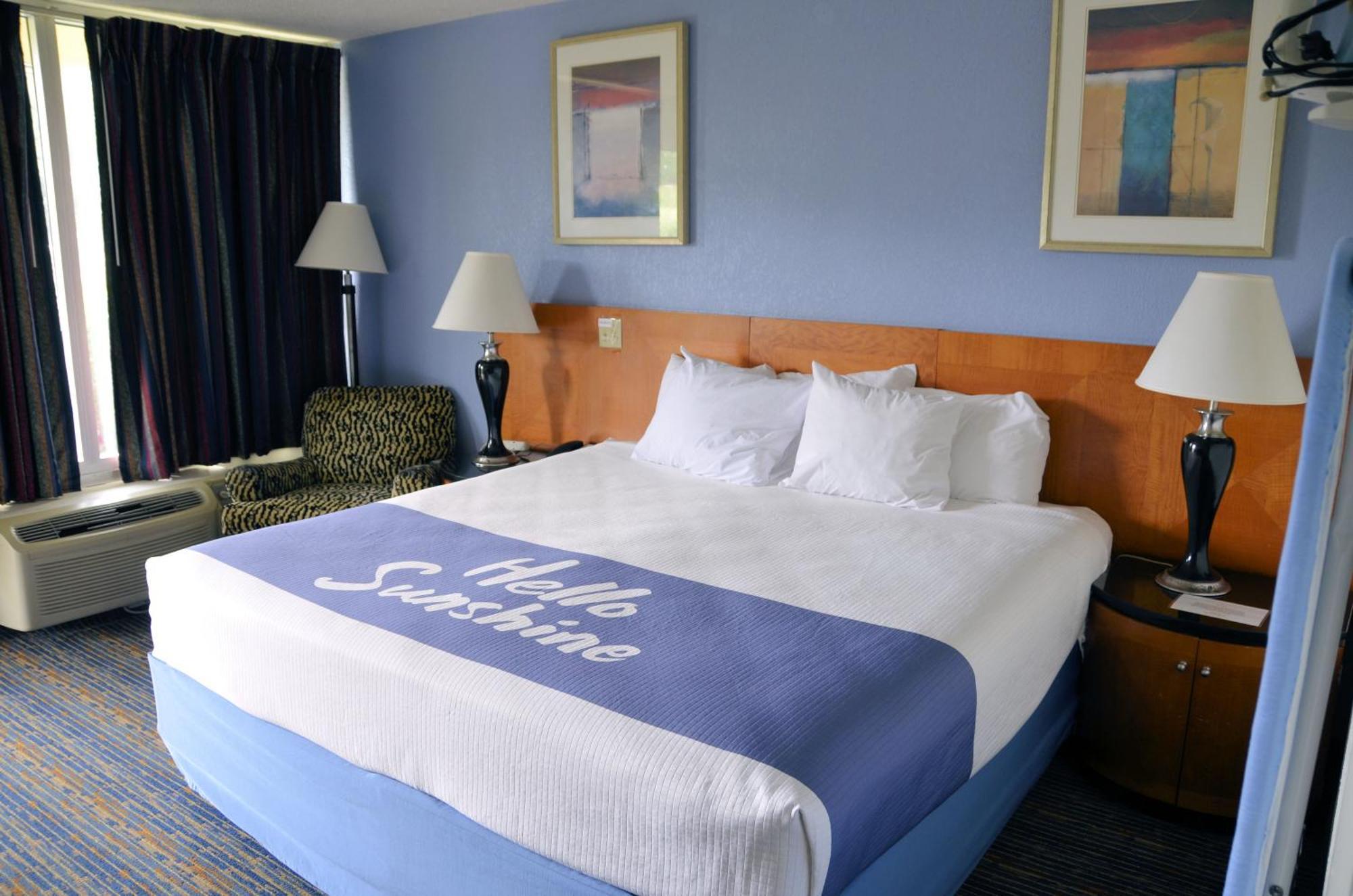 Days Inn By Wyndham Luray Shenandoah Екстериор снимка