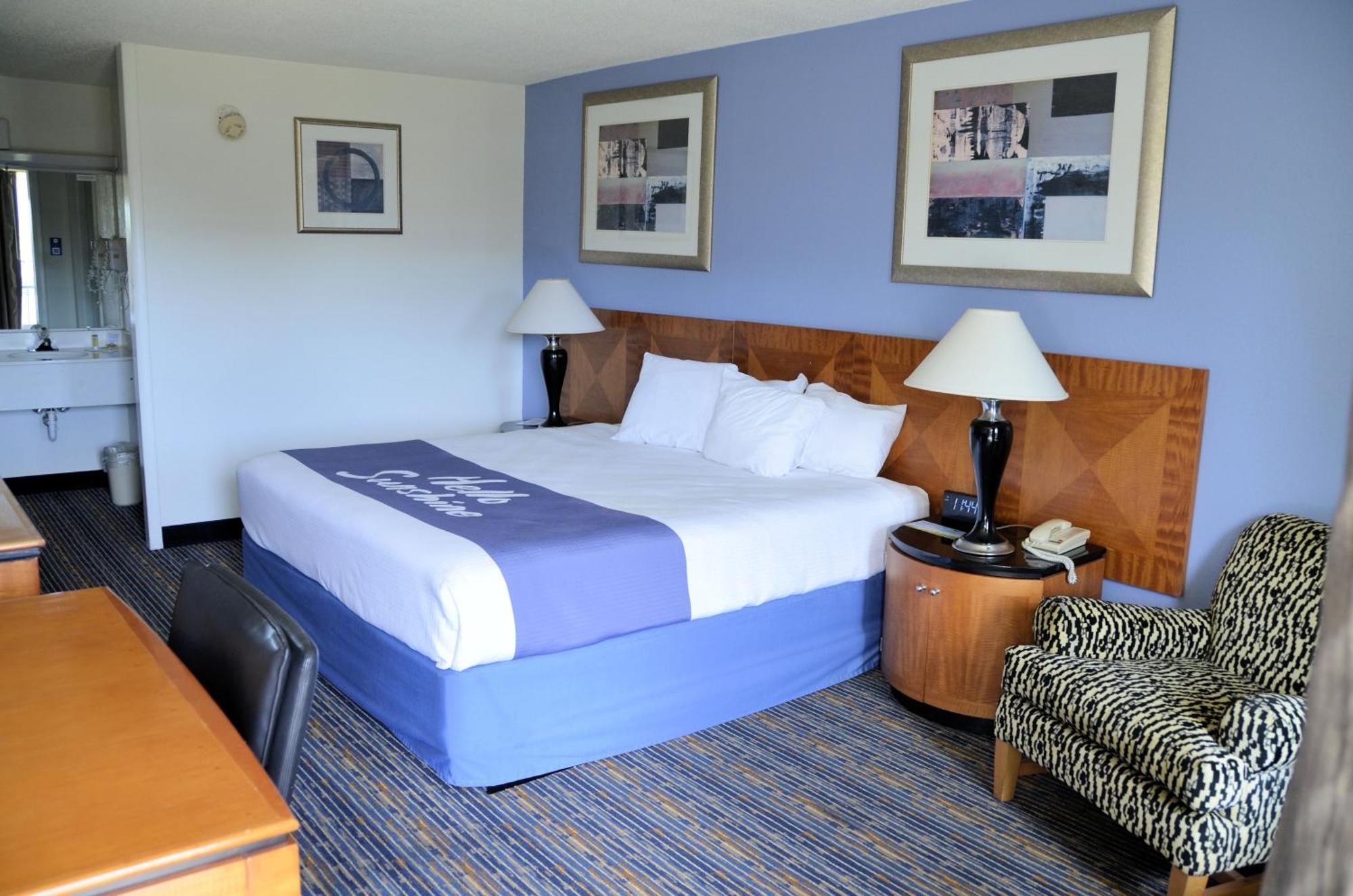 Days Inn By Wyndham Luray Shenandoah Екстериор снимка