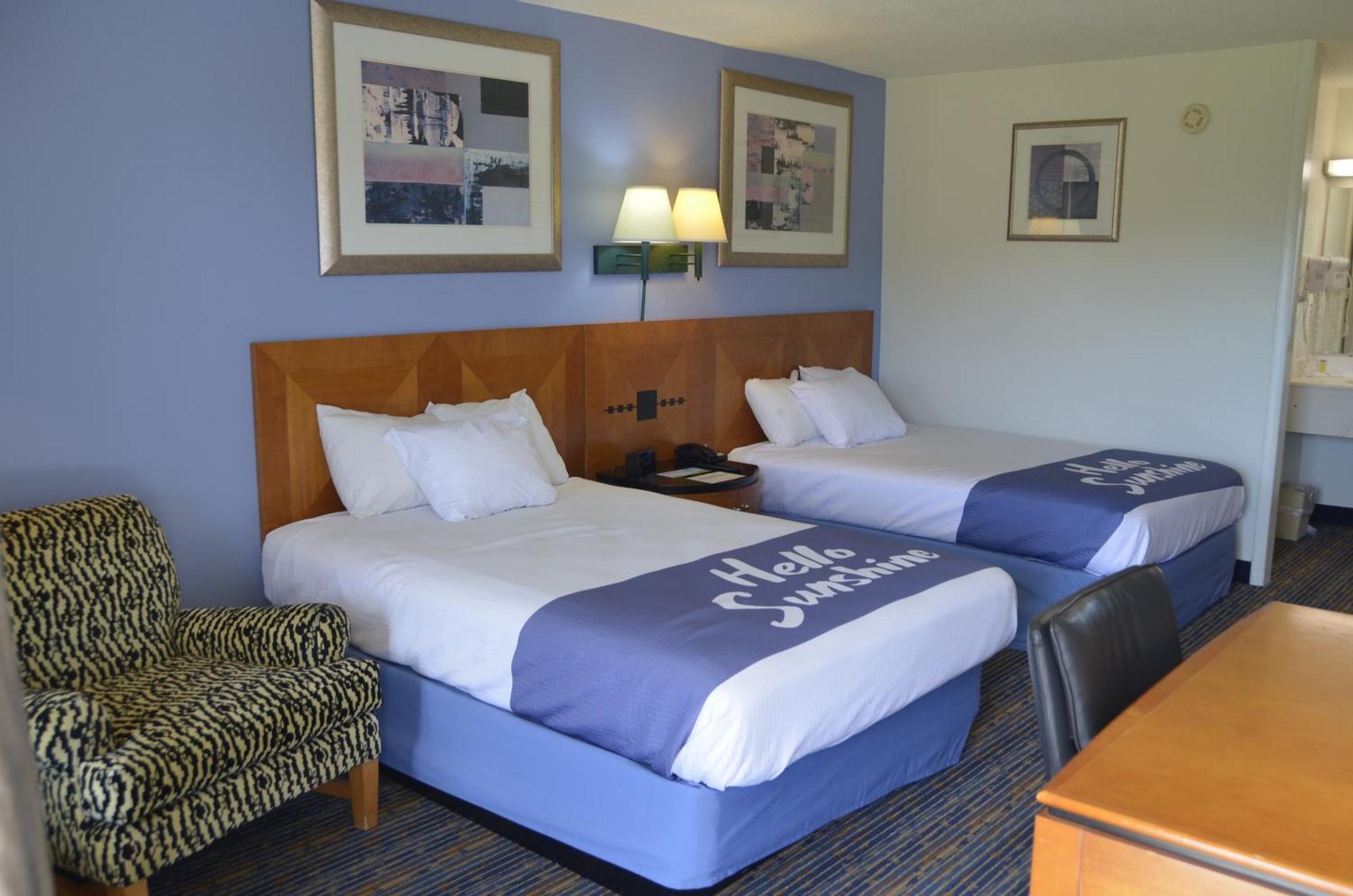 Days Inn By Wyndham Luray Shenandoah Екстериор снимка